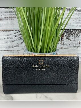 Kate Spade New York Southport Avenue Stacy Black Bifold Wallet